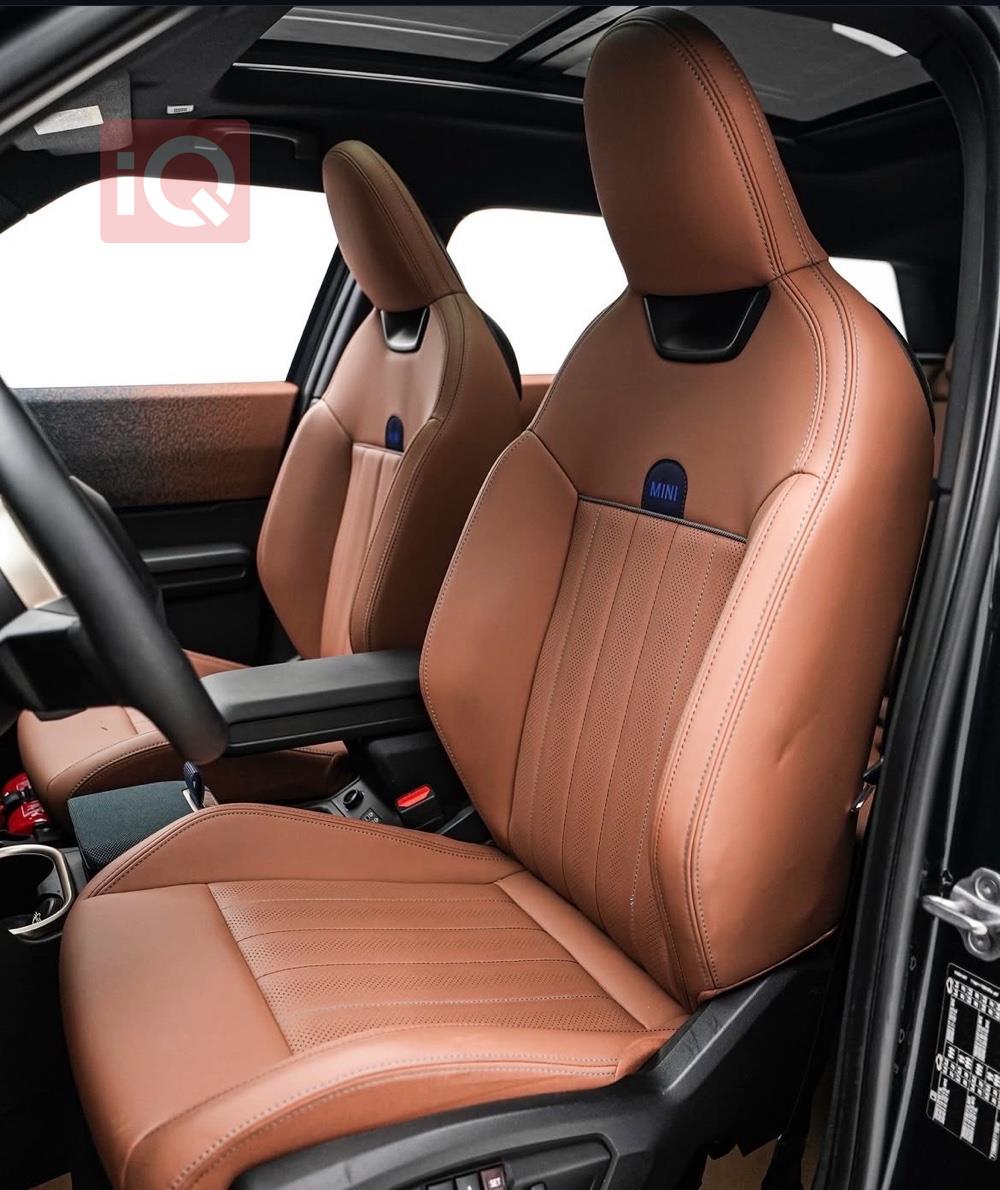 مینی کەنتری مان